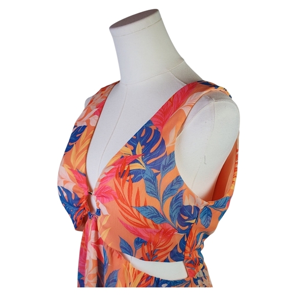 GUESS Tropical Print Maxi Dress Size 6 Cutout Ring Front Cruise Vacation Vibes - Picture 3 of 10